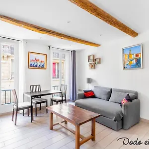 Great 1 Bedroom Downtown - Dodo Et Tartine , Toulon France